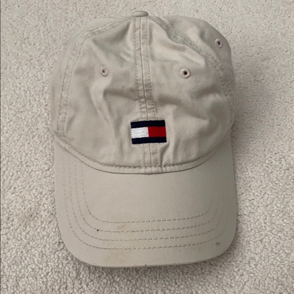 Tommy Hilfiger Hat - Picture 1 of 3